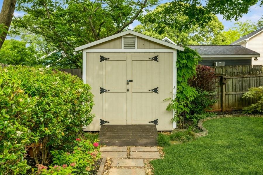 79 HOWELL Street NE
