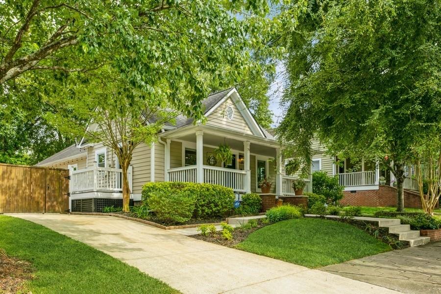 79 HOWELL Street NE