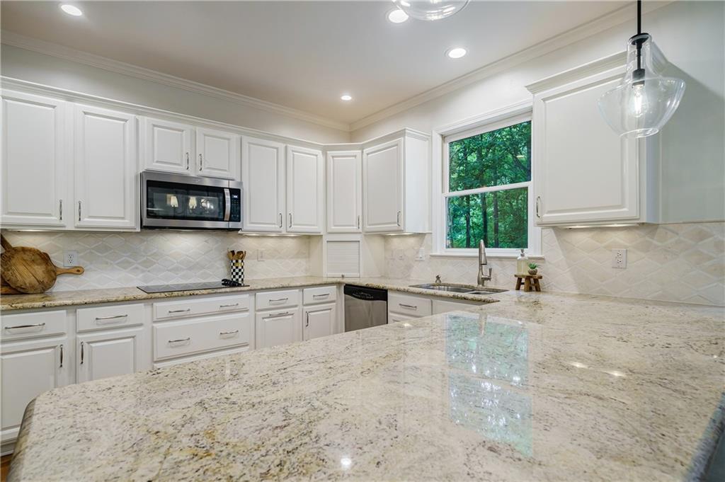 2490 Woodbrook Court