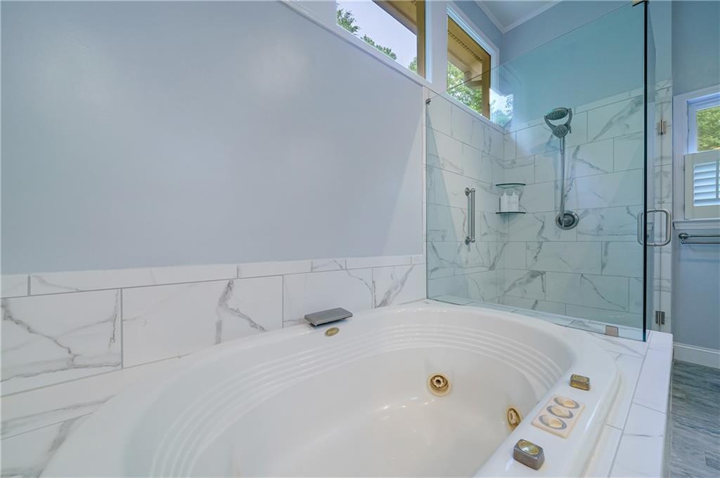 2490 Woodbrook Court
