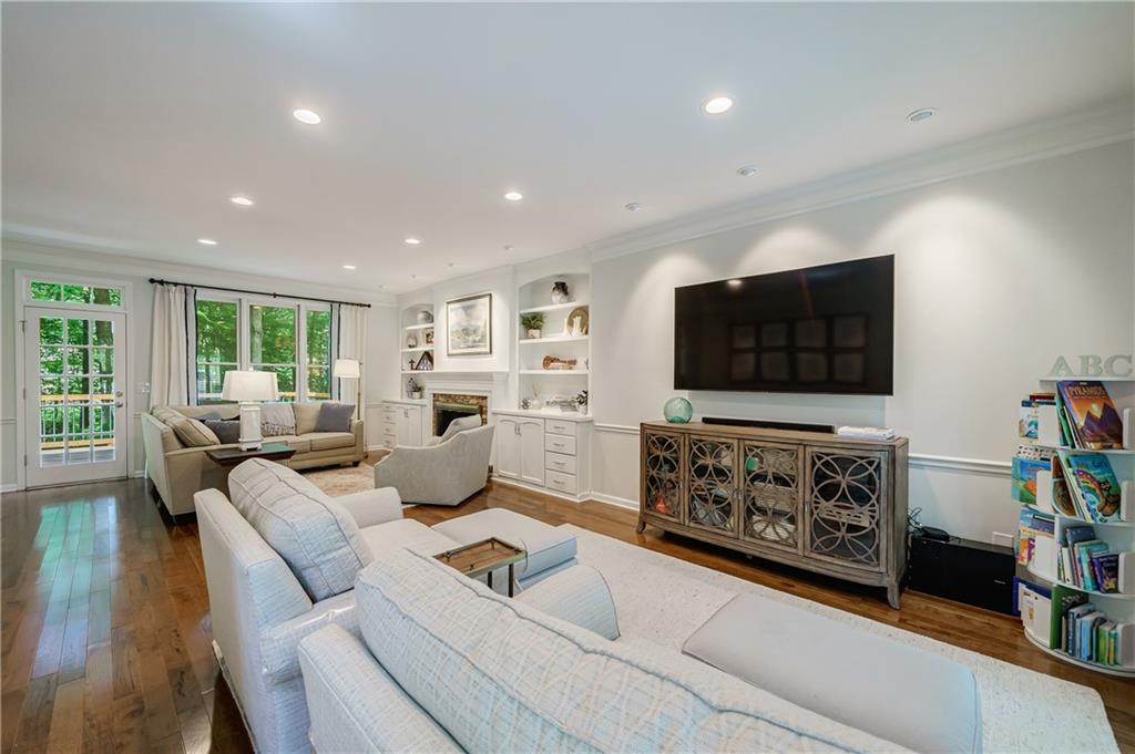 2490 Woodbrook Court