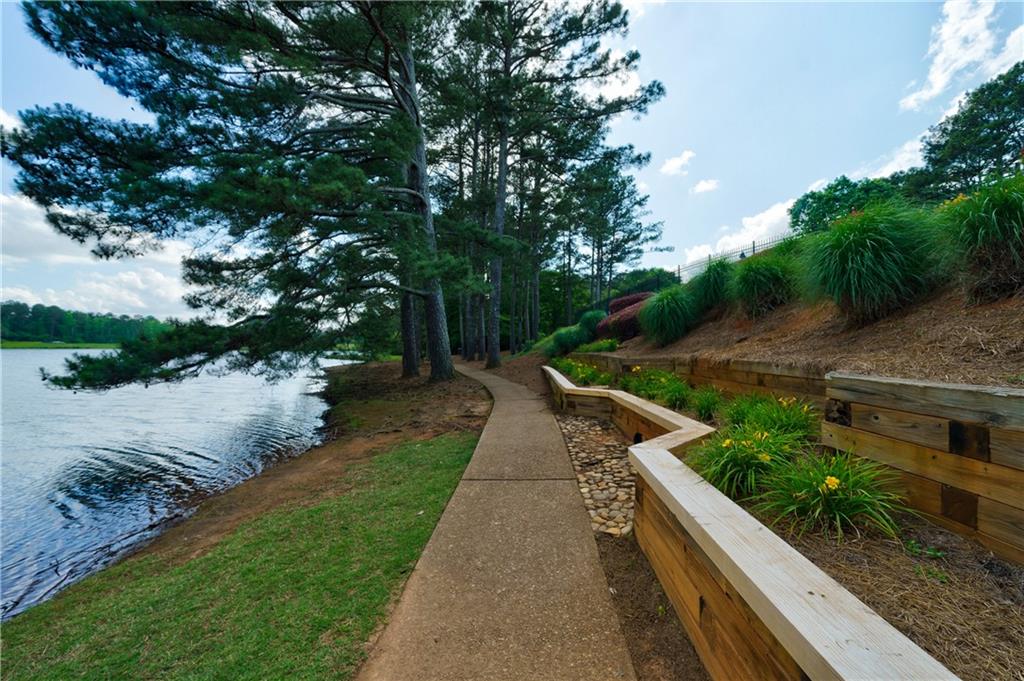 2490 Woodbrook Court