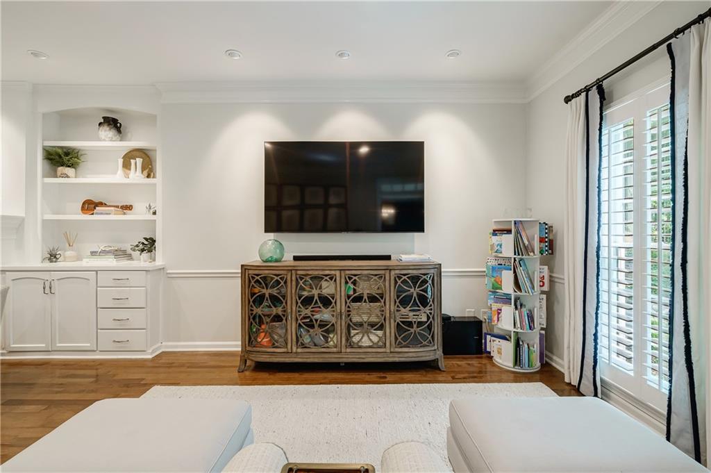2490 Woodbrook Court