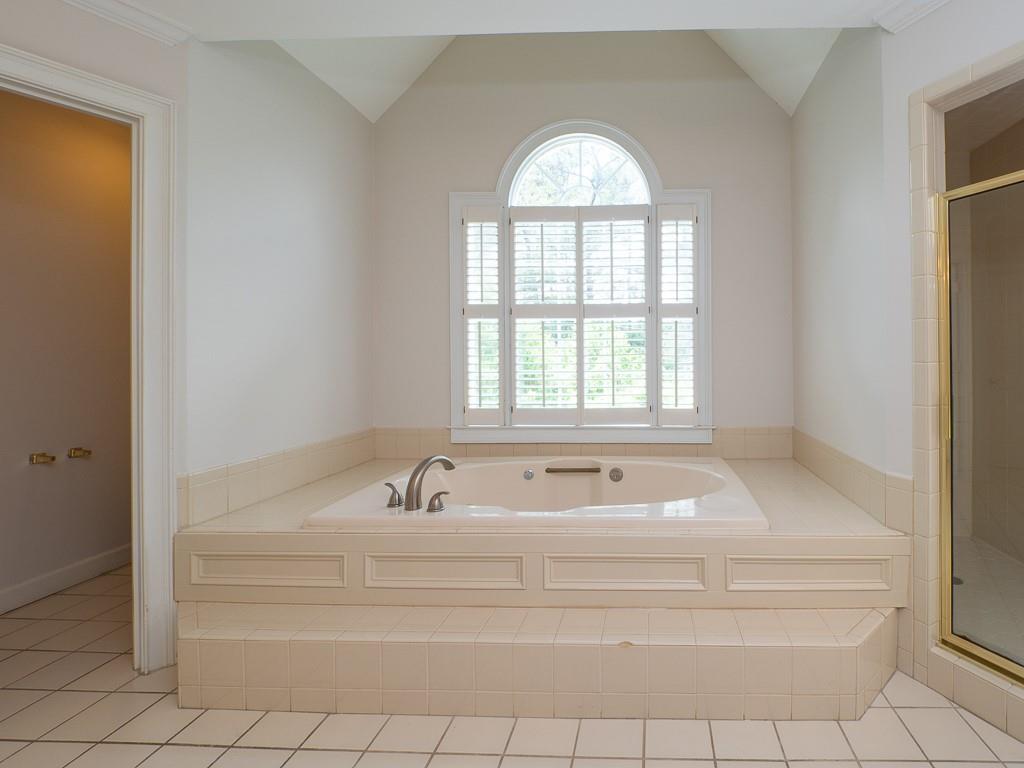 3636 Blakeford Way