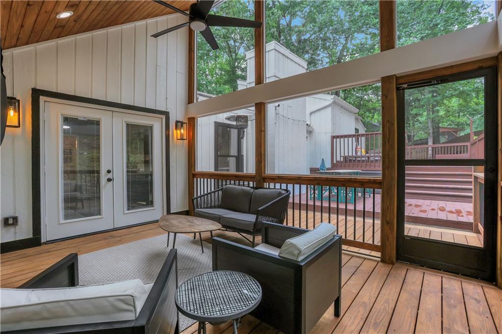 1224 Laurel Summit Drive SE