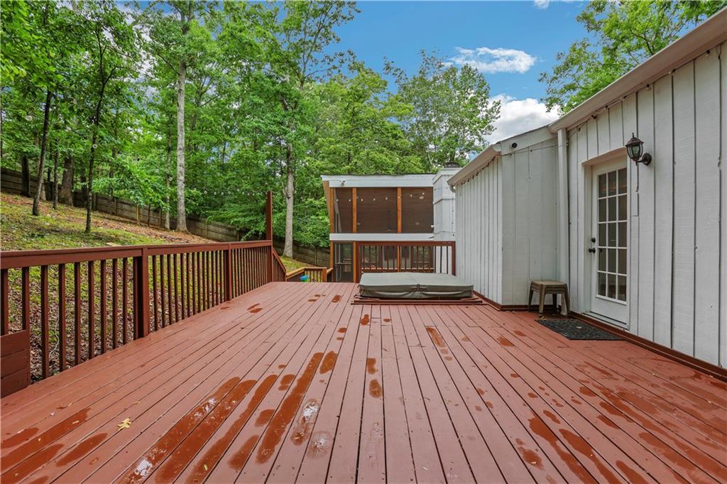 1224 Laurel Summit Drive SE