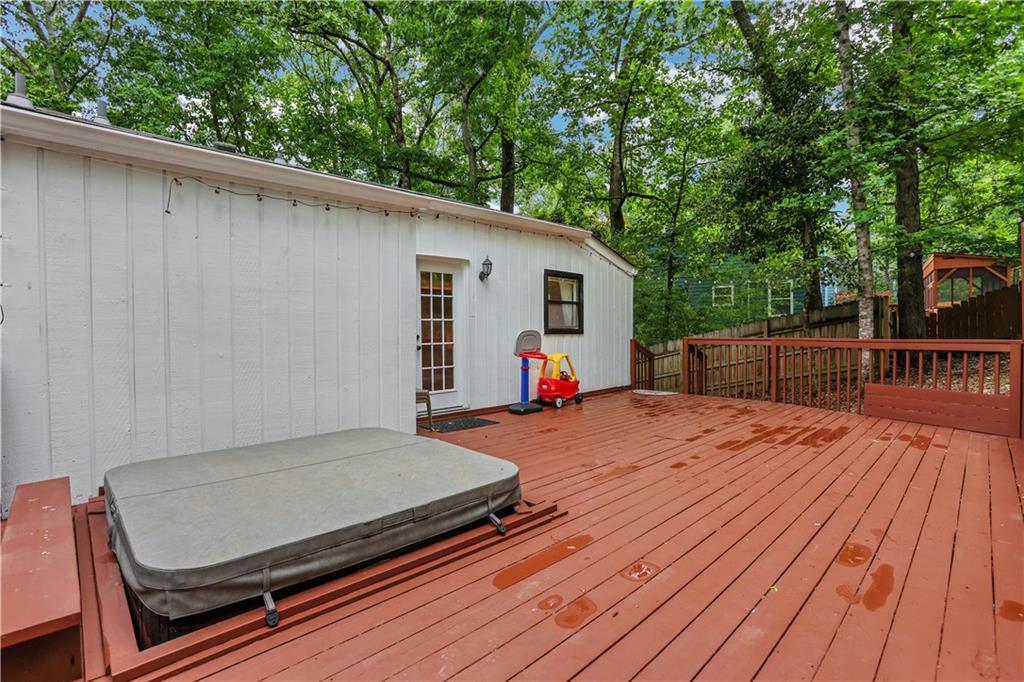 1224 Laurel Summit Drive SE