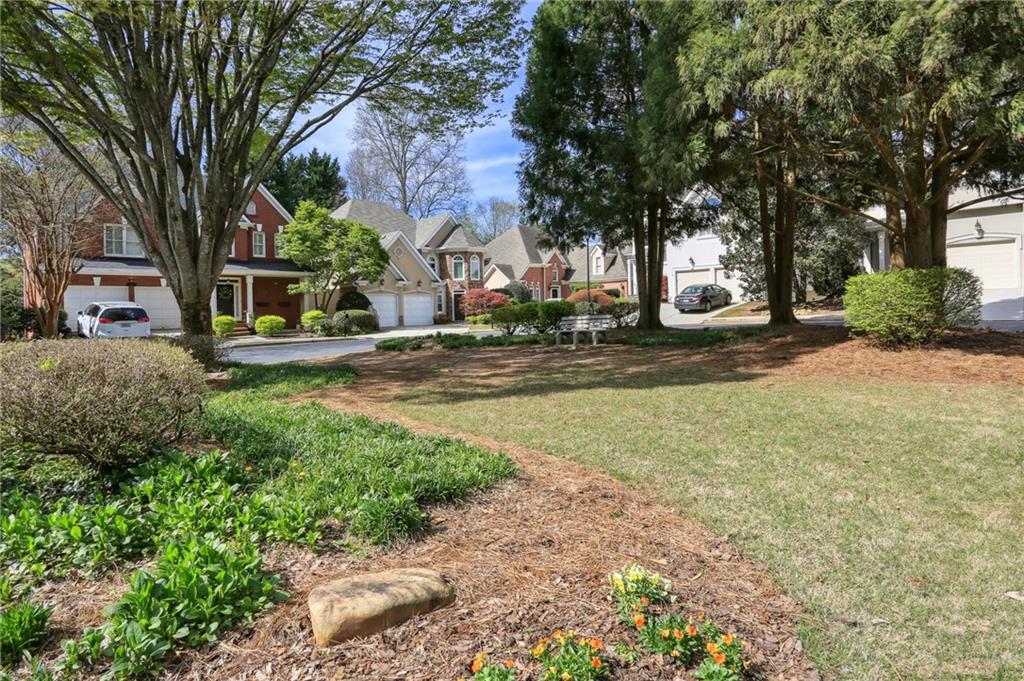 2027 Lenox Cove Circle NE