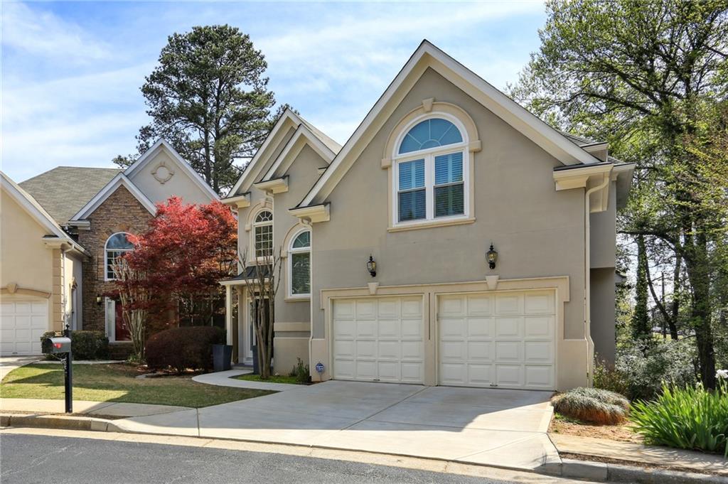 2027 Lenox Cove Circle NE