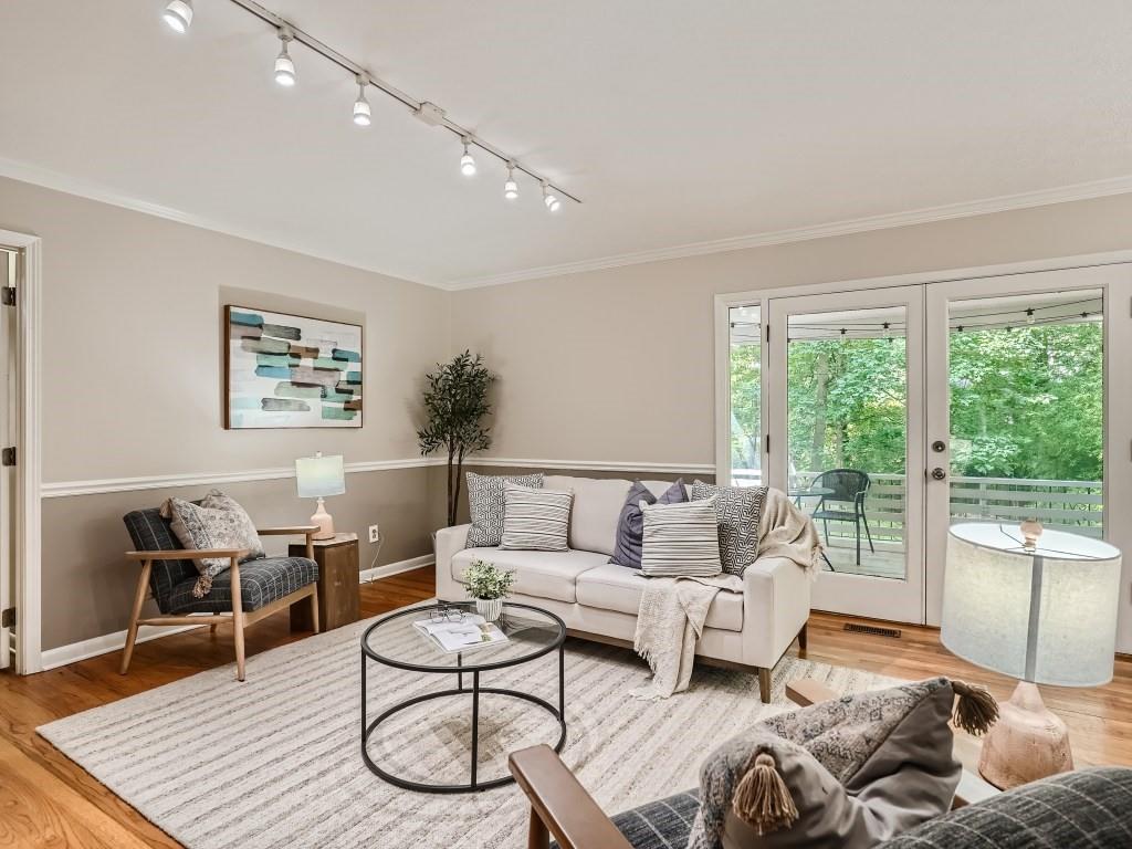 2586 Laurel Ridge Drive