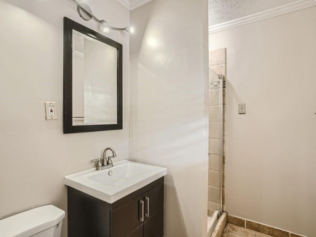 2586 Laurel Ridge Drive