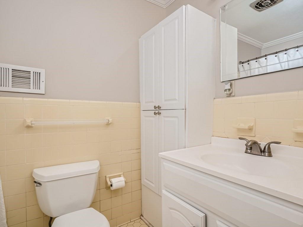 2586 Laurel Ridge Drive