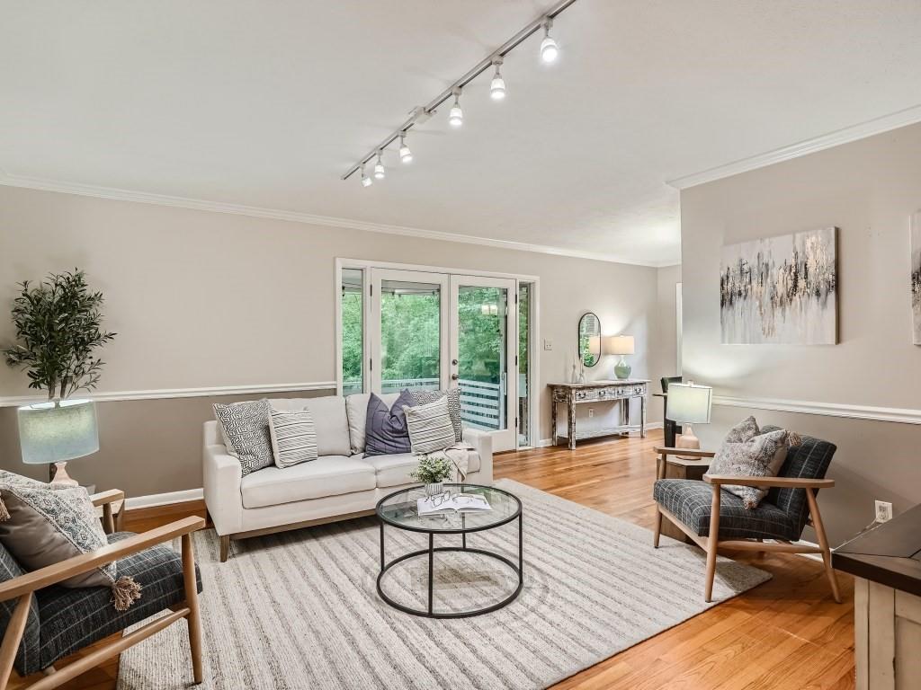 2586 Laurel Ridge Drive