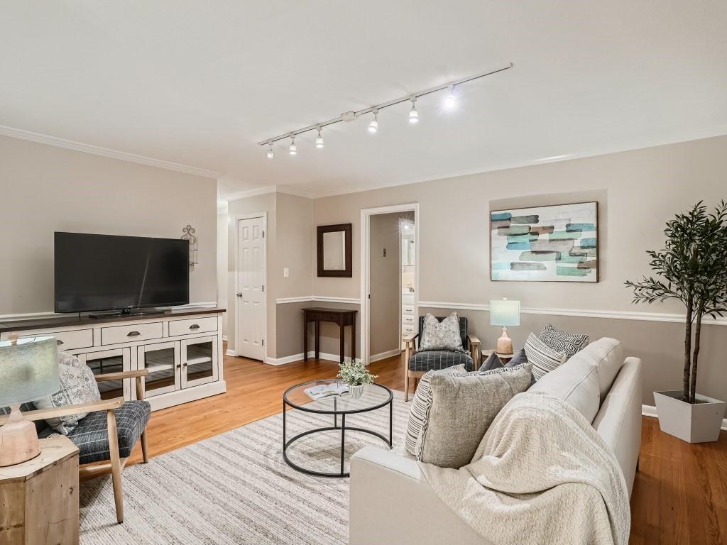 2586 Laurel Ridge Drive