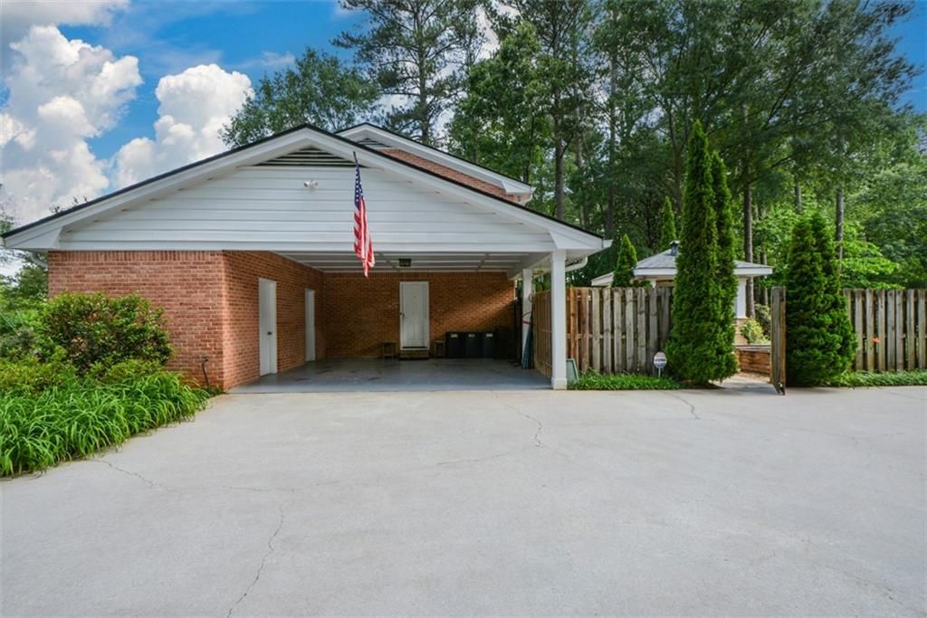 2583 Caladium Drive NE