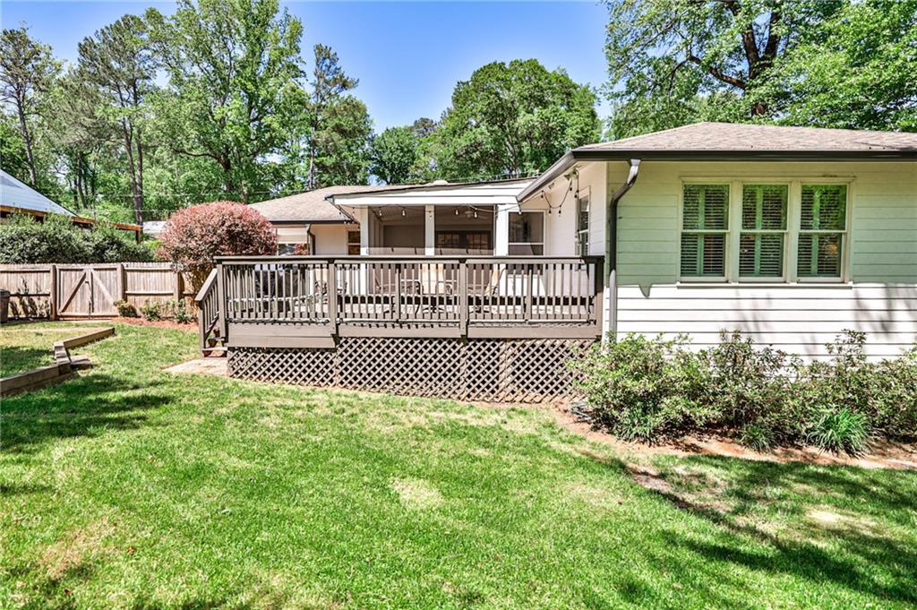 501 Carolwood Lane