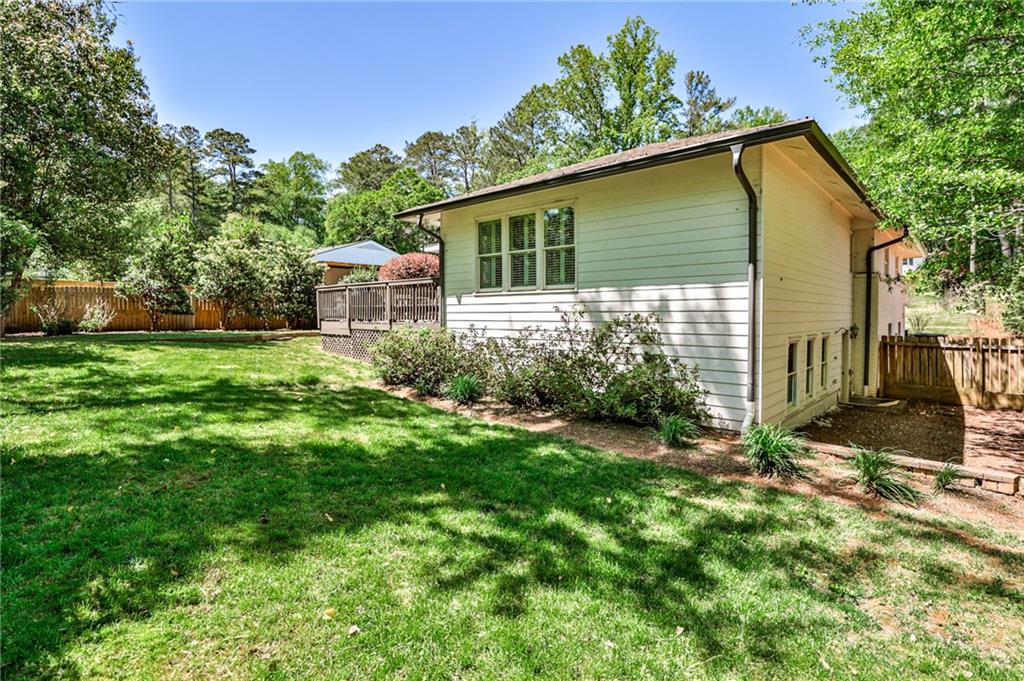 501 Carolwood Lane
