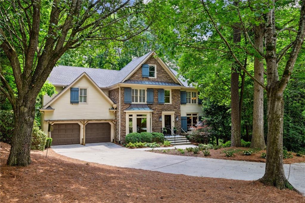 796 Brookhaven Springs Court NE