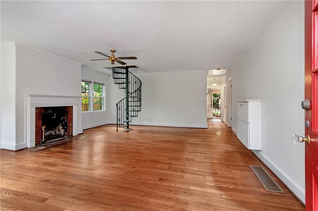 1025 Lindbergh Drive