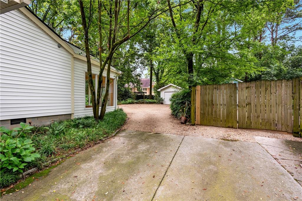 1025 Lindbergh Drive