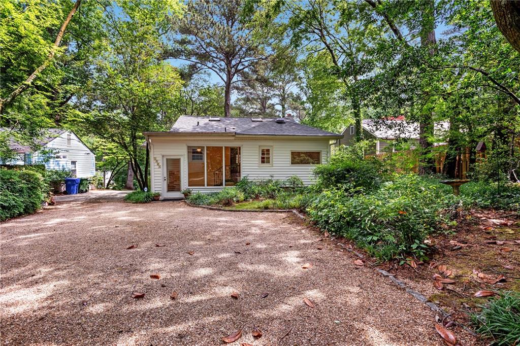 1025 Lindbergh Drive