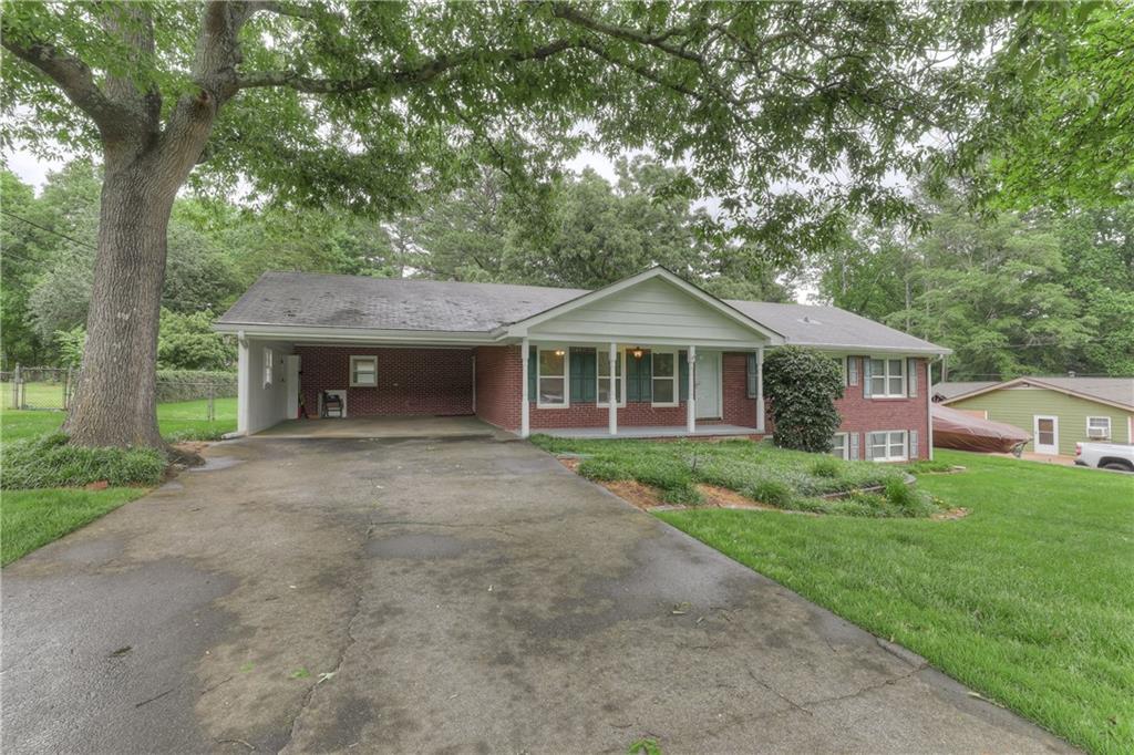 5493 Laurel Lane NW