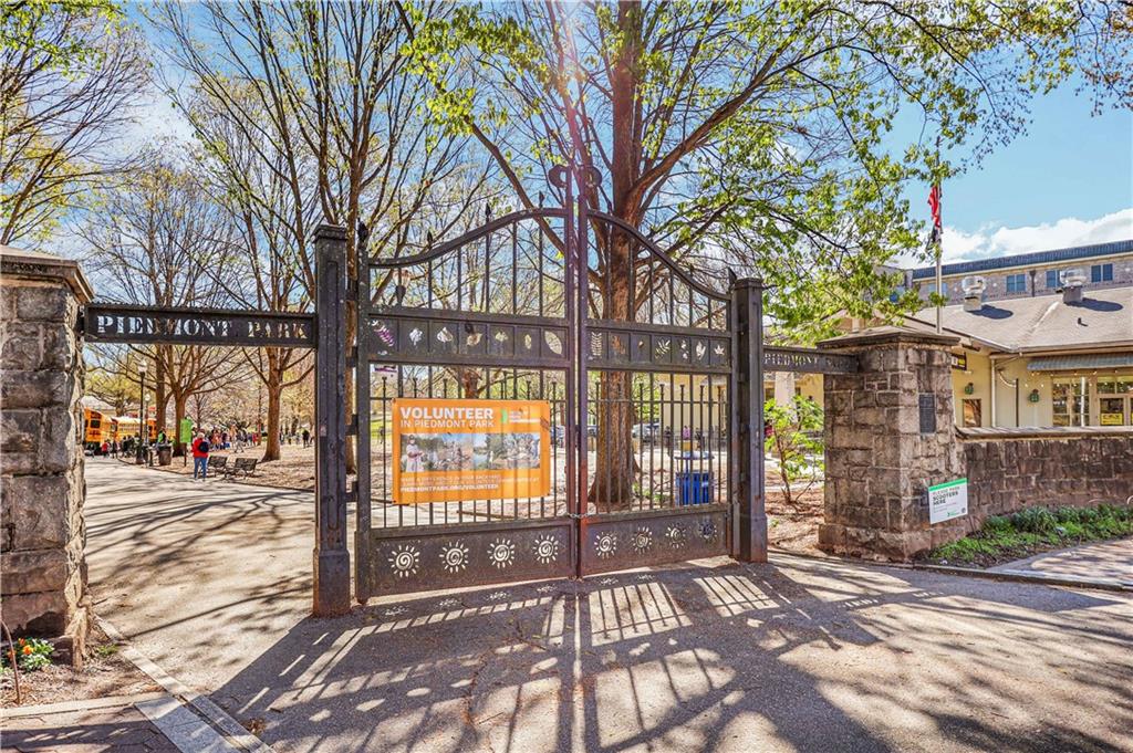 242 12th Street NE Unit 16