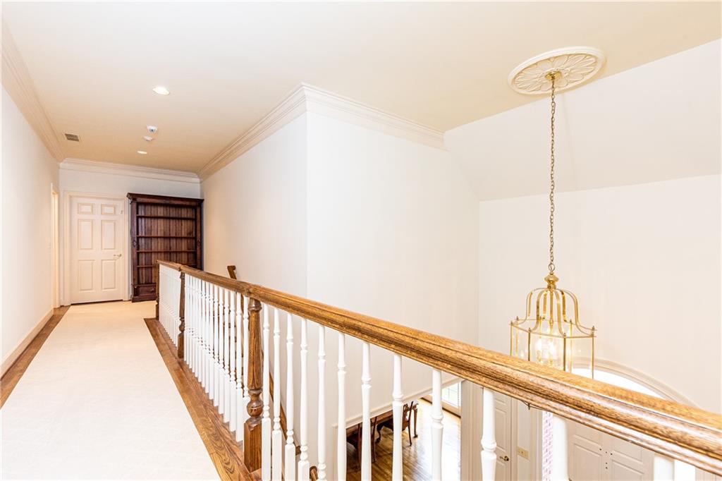 11 W Park Court NW