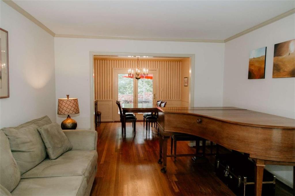 2610 Kings Lake Court