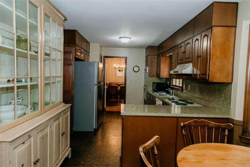 2610 Kings Lake Court