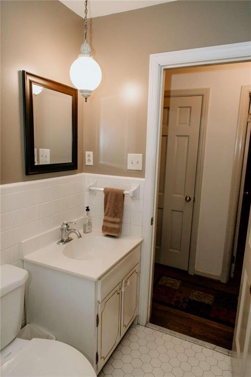 2610 Kings Lake Court