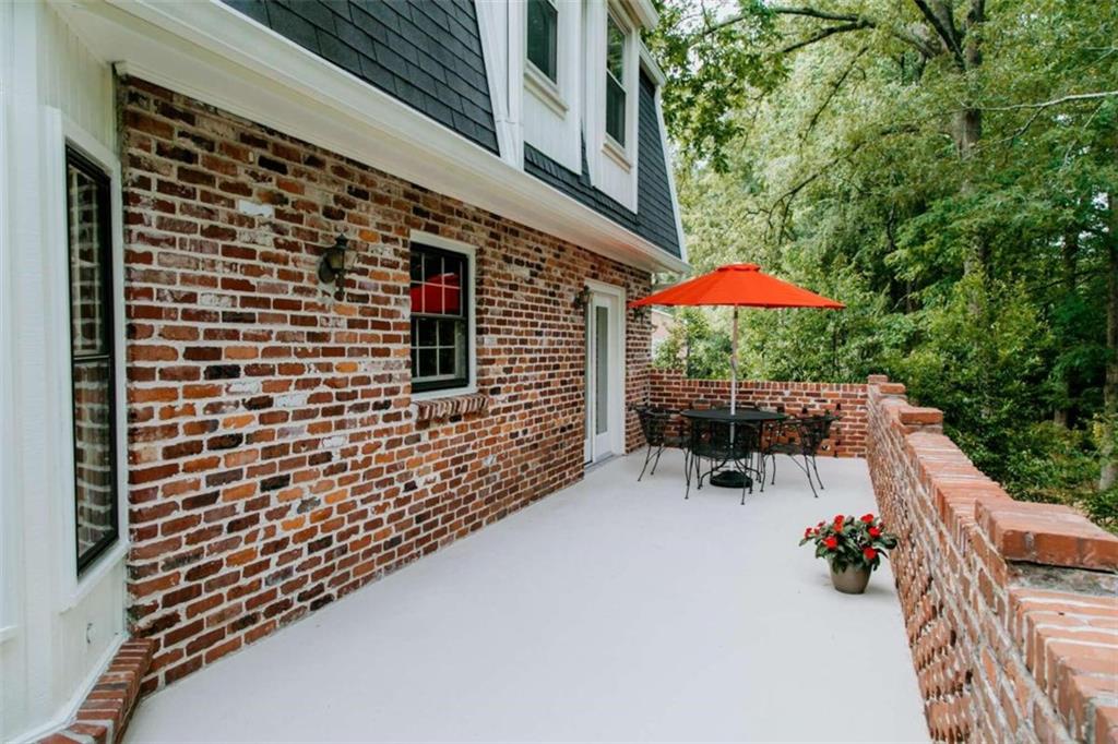 2610 Kings Lake Court