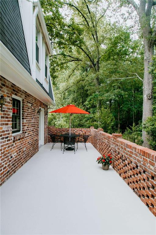 2610 Kings Lake Court