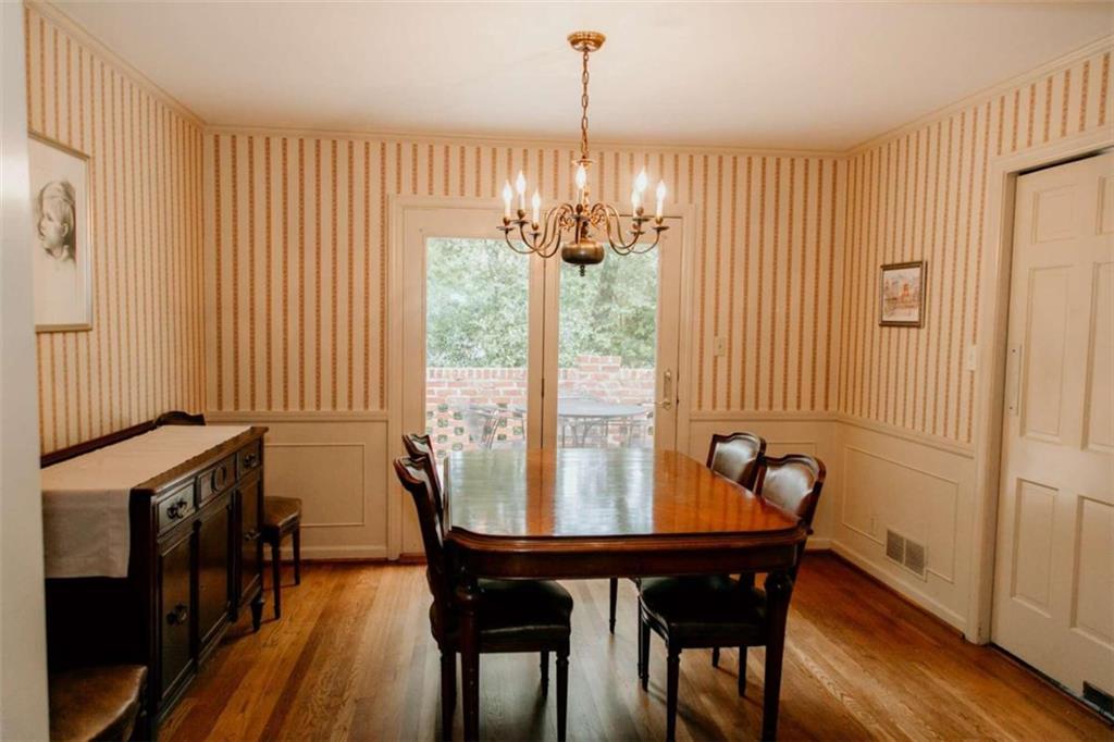 2610 Kings Lake Court