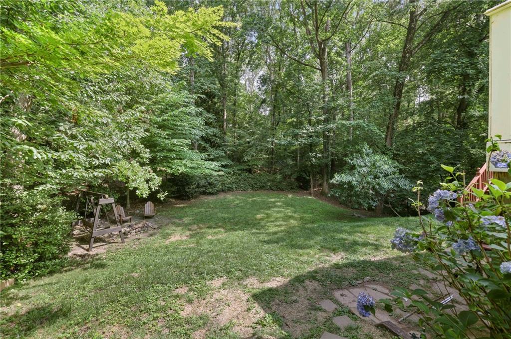 1739 W Nancy Creek Drive NE
