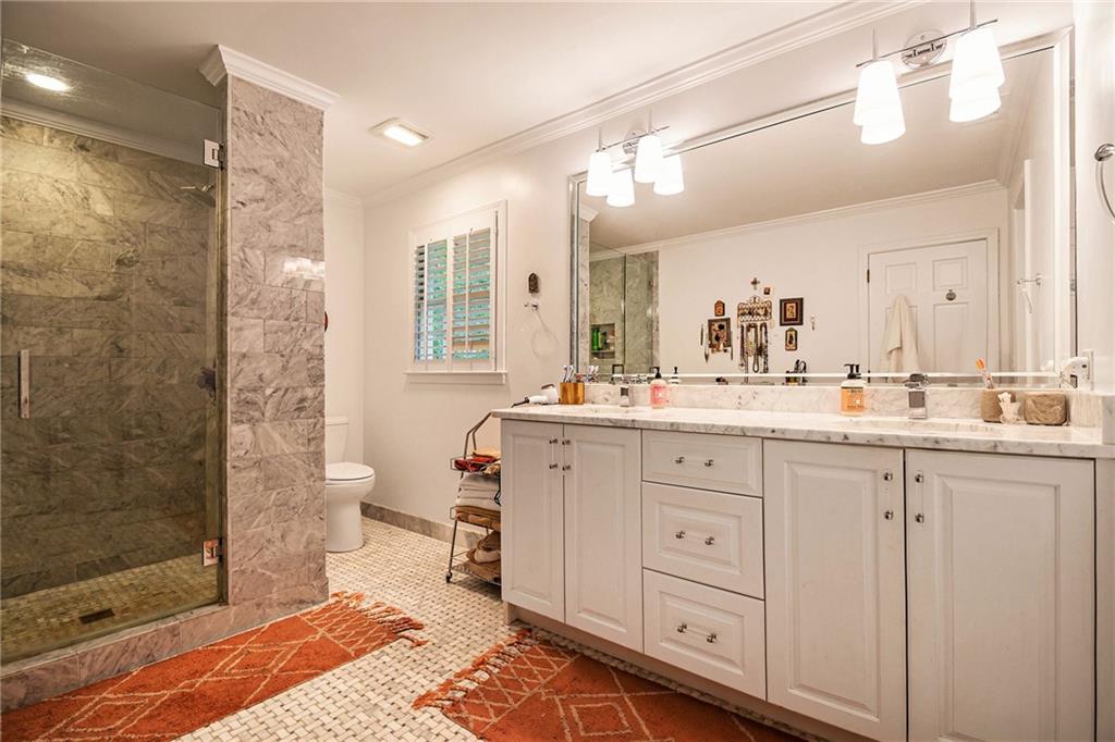 1612 Rainier Falls Drive NE