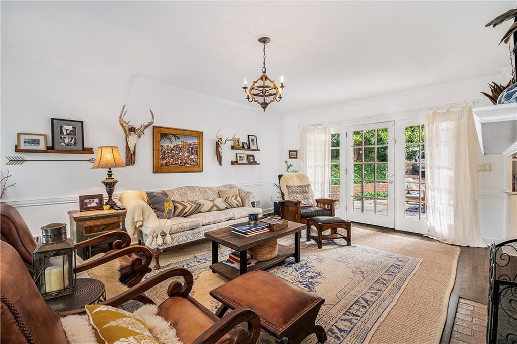 1612 Rainier Falls Drive NE