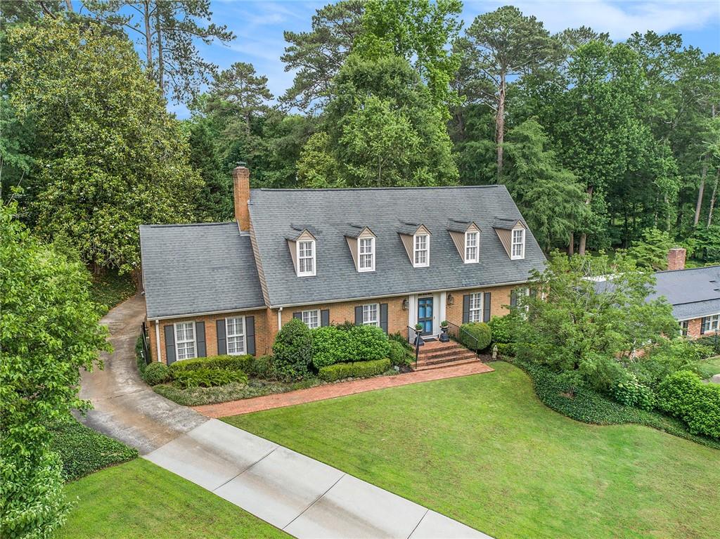 1612 Rainier Falls Drive NE