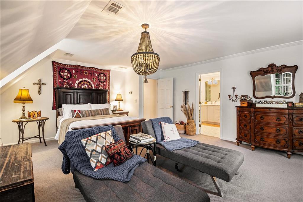 1612 Rainier Falls Drive NE