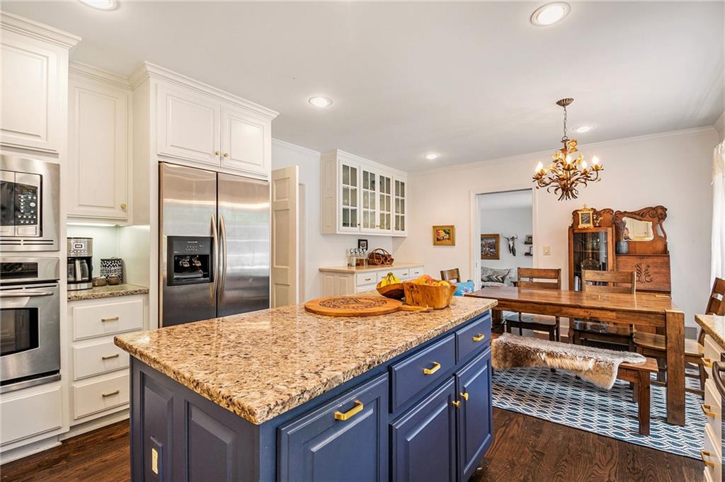 1612 Rainier Falls Drive NE