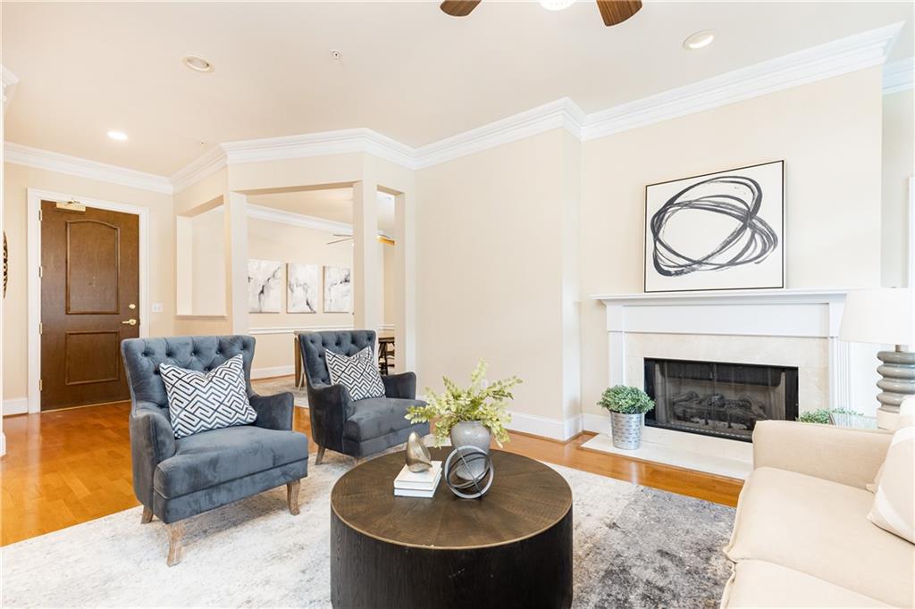 417 Clairemont Avenue Unit 209