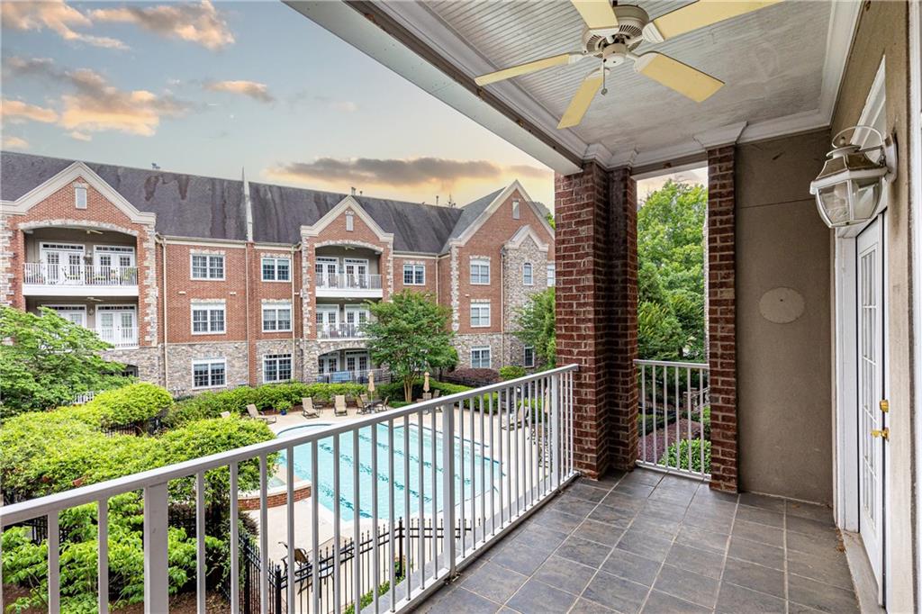 417 Clairemont Avenue Unit 209