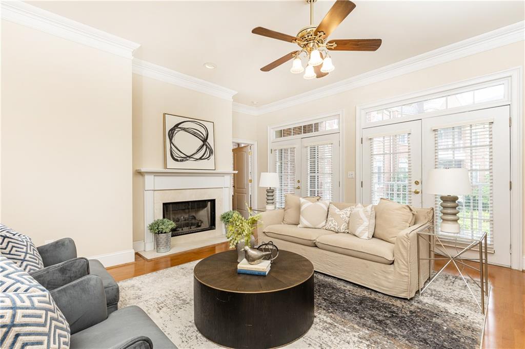 417 Clairemont Avenue Unit 209