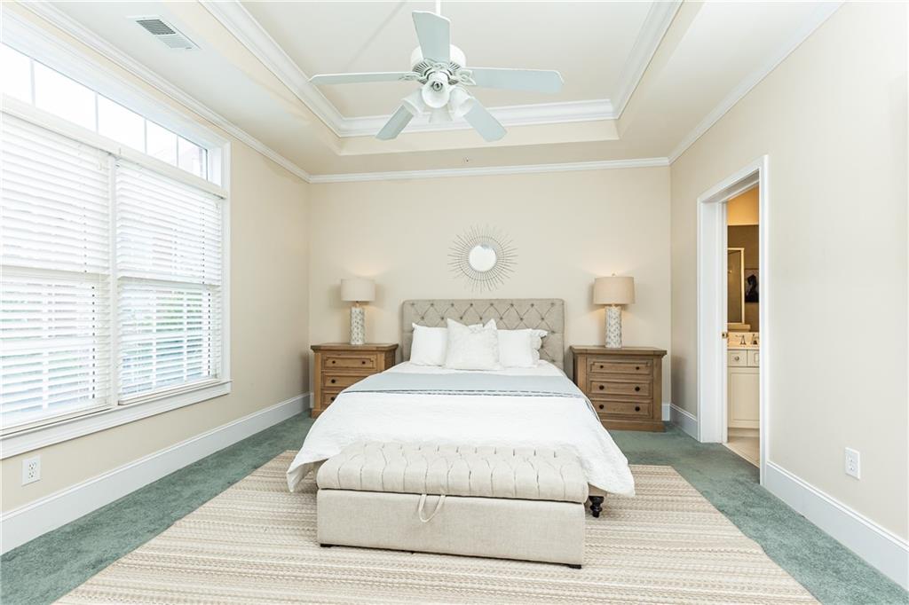 417 Clairemont Avenue Unit 209