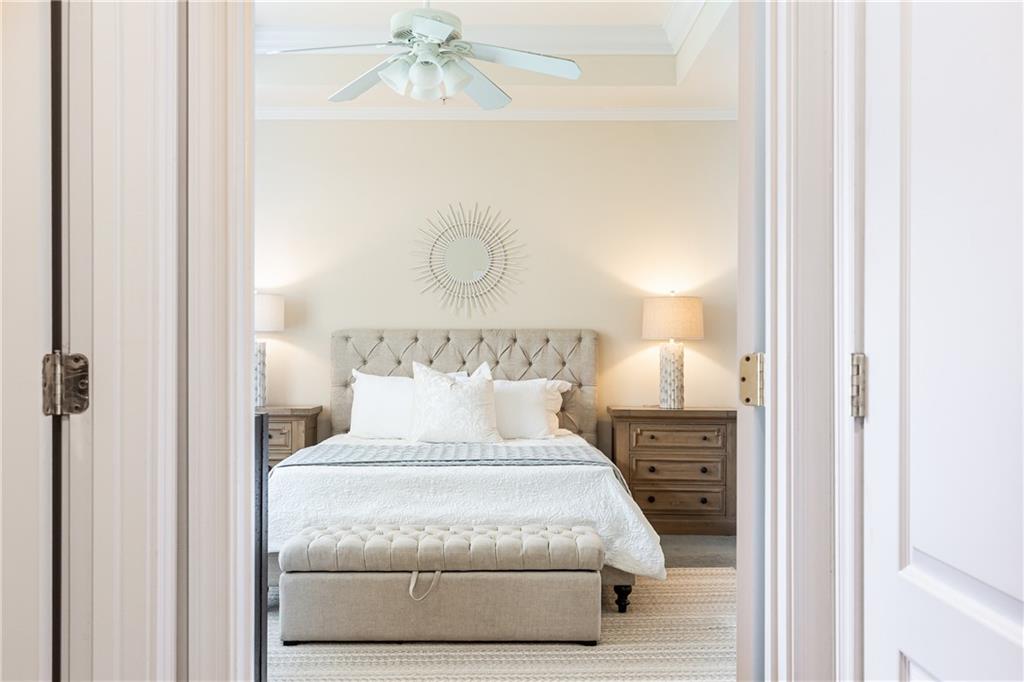 417 Clairemont Avenue Unit 209