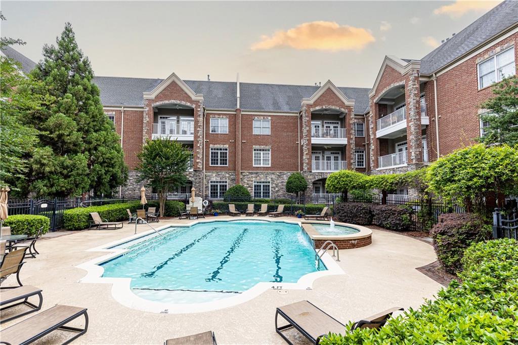 417 Clairemont Avenue Unit 209