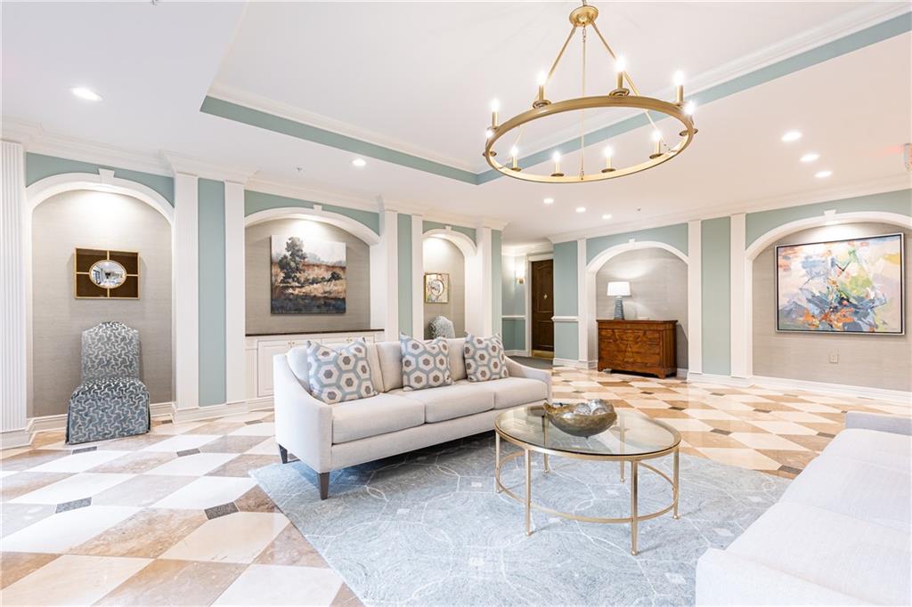 417 Clairemont Avenue Unit 209