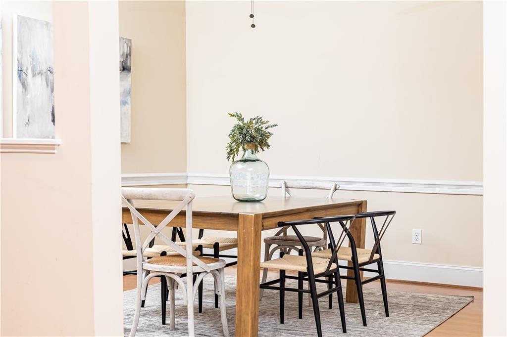 417 Clairemont Avenue Unit 209