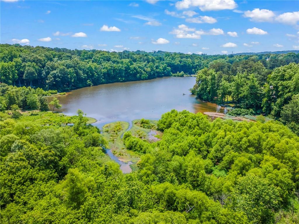 4262 Lake Laurel Drive SE
