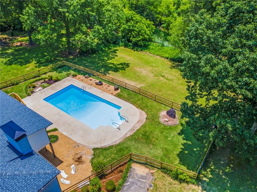 4262 Lake Laurel Drive SE